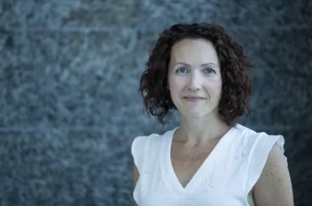 Dr. Vicki Hallett